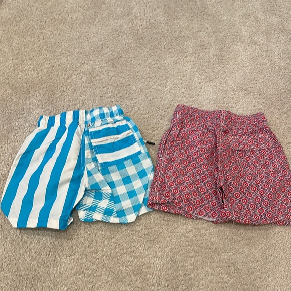 Set of 2 Solid and Striped Boys Bathing Suit Shorts size 6 - Picture 7 of 9